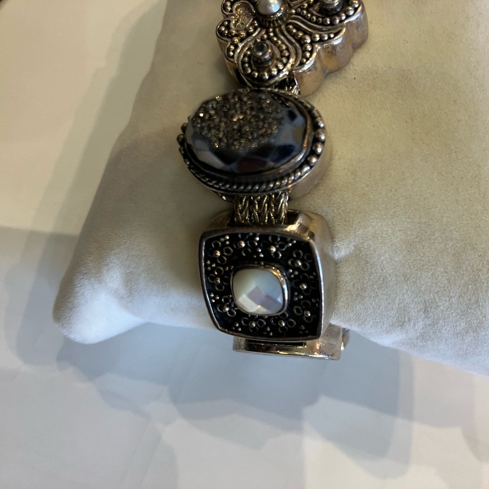 Lori Bonn charm bracelet - Picture 3 of 5